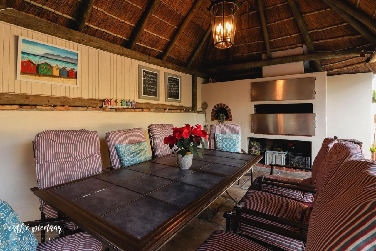 A Tuscan Villa Guest House フィッシュ・フック エクステリア 写真
