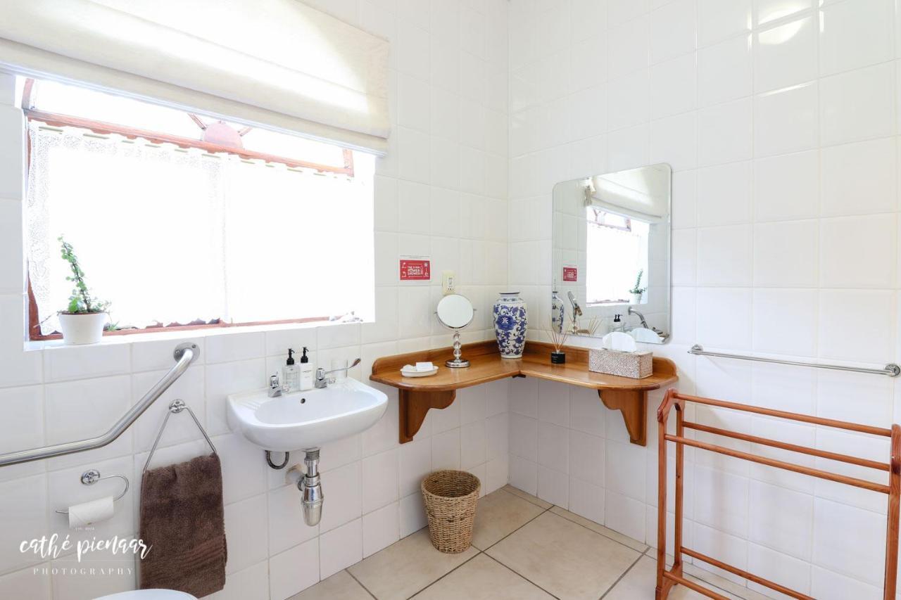 A Tuscan Villa Guest House フィッシュ・フック エクステリア 写真